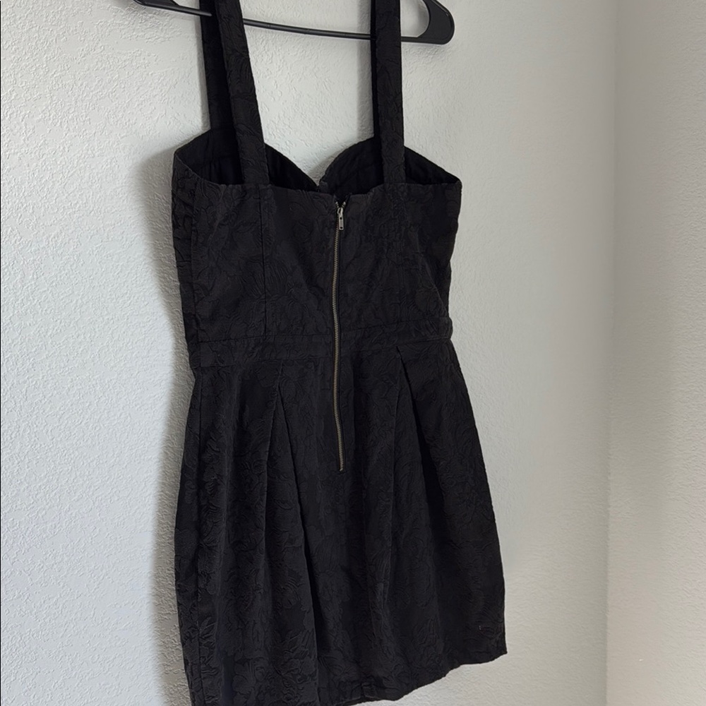 Bardot Black Sweetheart Sheath Mini Dress - Picture 5 of 10